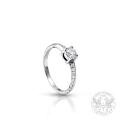 Годежен пръстен с централен Диамант 0.39ct. и странични Диаманти 0.22ct. BR8226