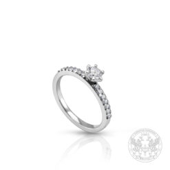 Годежен пръстен с диамант 0.21ct. и странични брилянти 0.17ct.