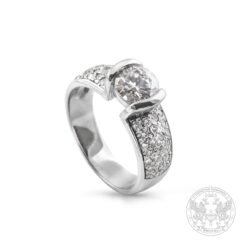 Бутиков дамски пръстен с брилянти и централен диамант 0.79 ct. BR9710 CGL Certificate