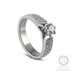 Годежен пръстен с Диамант 0.23ct. и странични брилянти 0.31ct. BR590